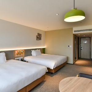Holiday Inn Taoyuan Airport By Ihg